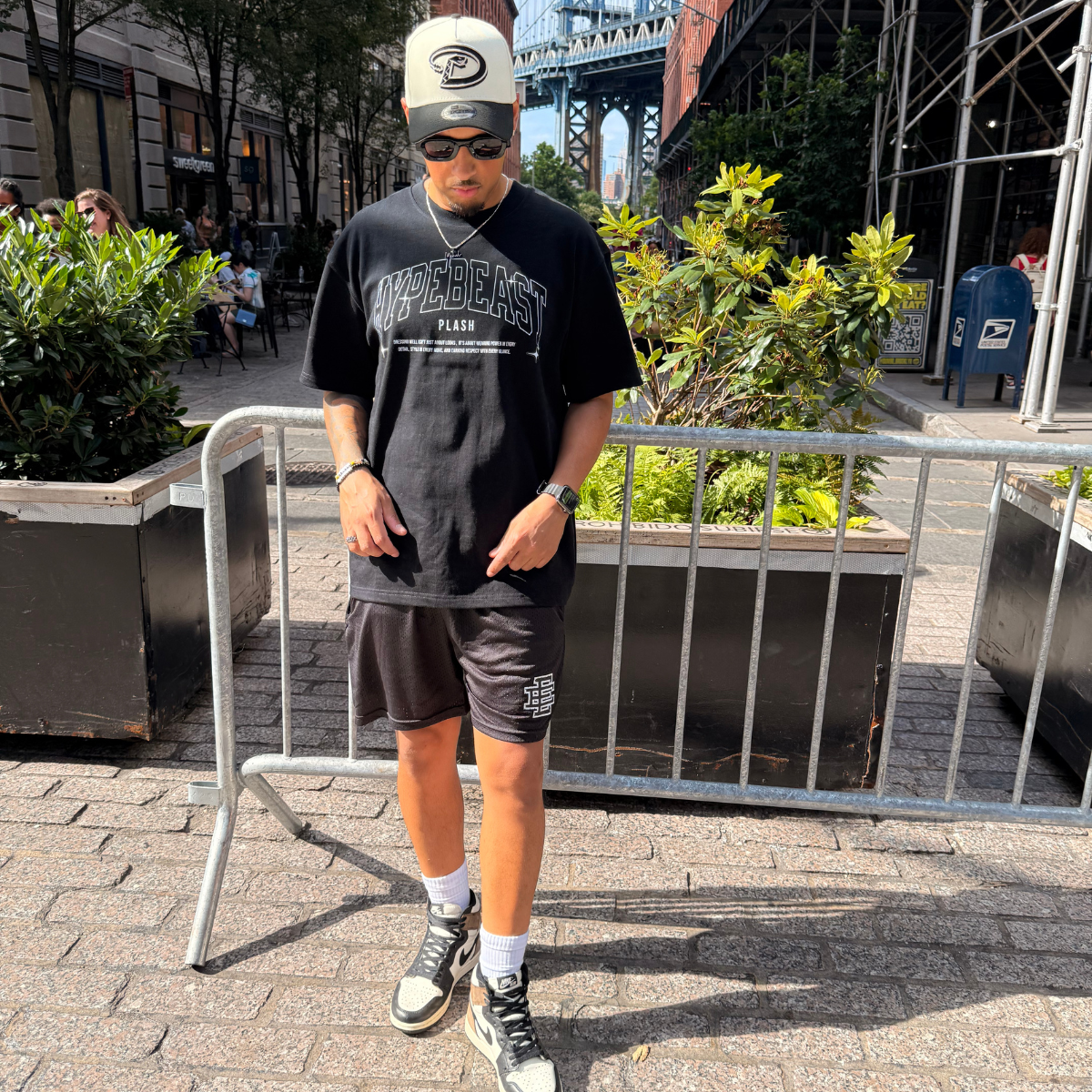 Plash Tee "HYPEBEAST"