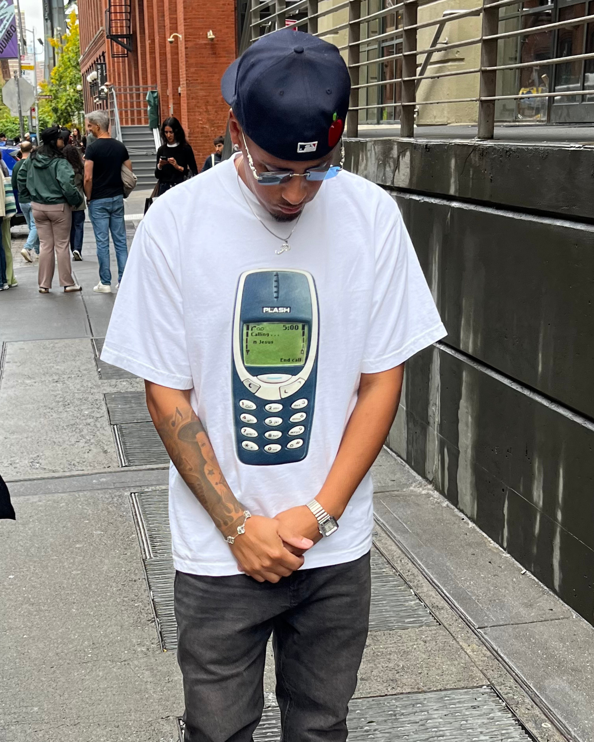 CALLING JESUS TEE